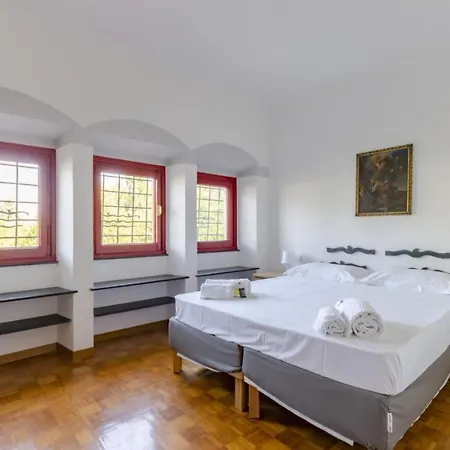 Joivy Apt With Amazing Sea View And Patio, Next To Port Of